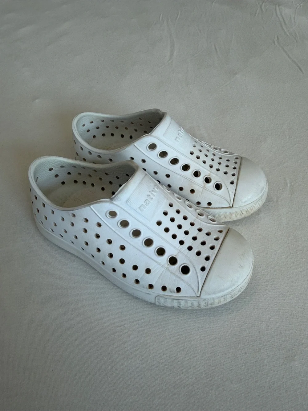 Native Kids Water Shoes Jefferson Slip-On in White Size 8/c8